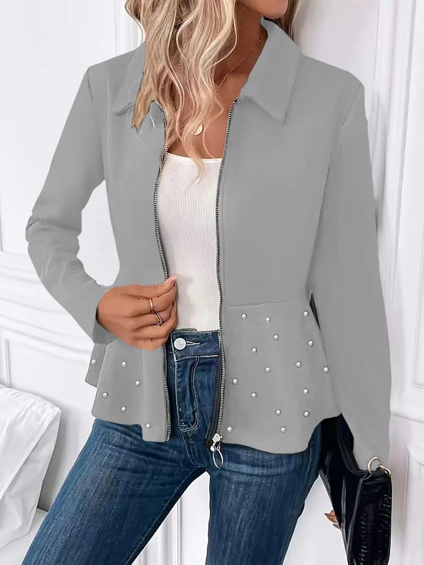 Women's black coat with beaded heavy-duty zipper and ruffled hem, loose fit with long sleeves
