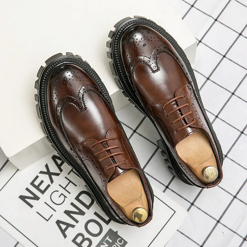 Men's black and brown business brogue shoes with round toe and artificial PU upper