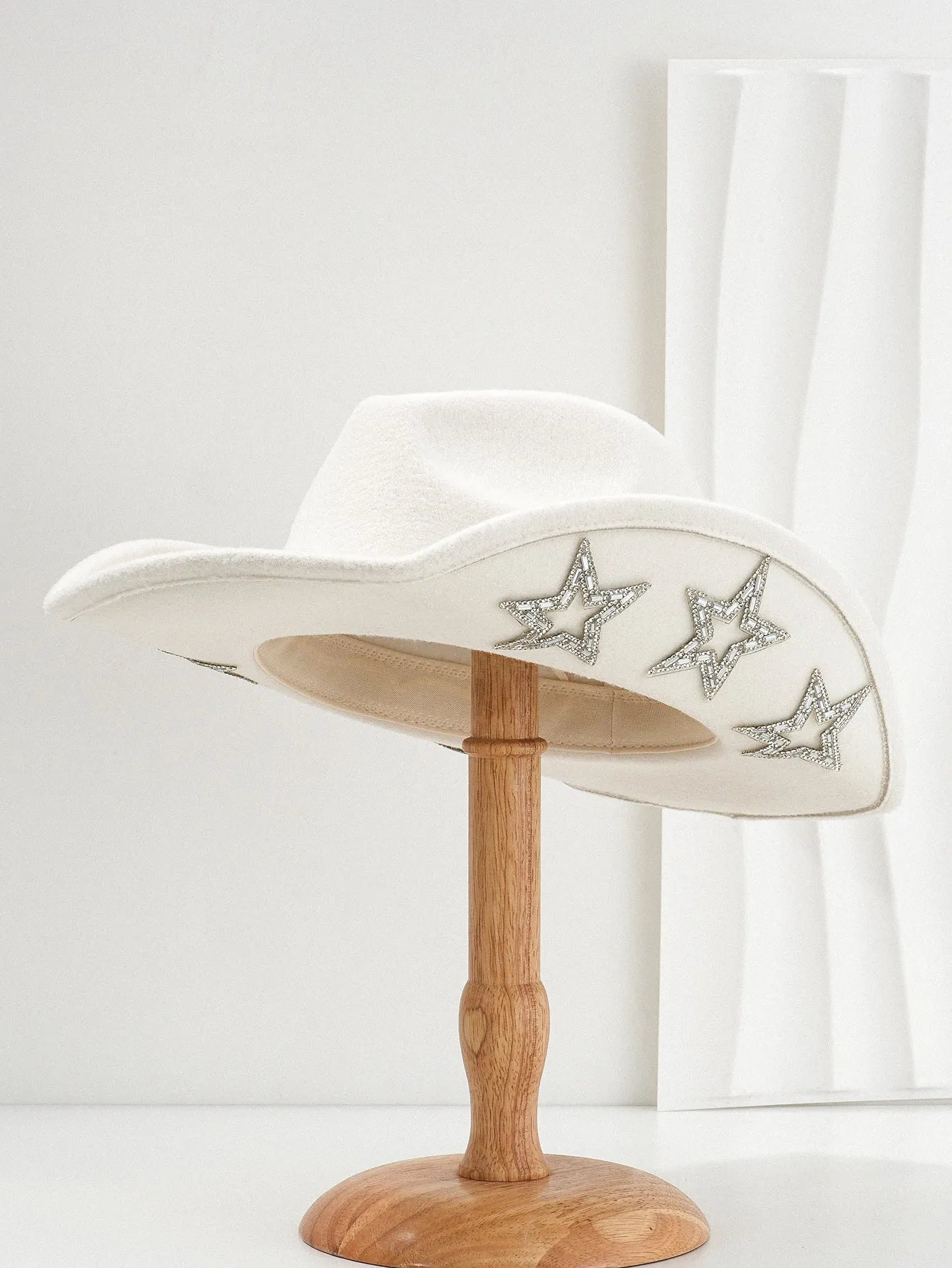 Polyester woven western cowboy hat with conical crown in beige colour with hexagonal star details
