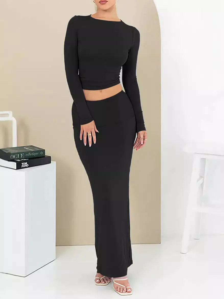 Women's autumn two-piece suit in polyester with long skirt and three-quarter sleeves in sweet style