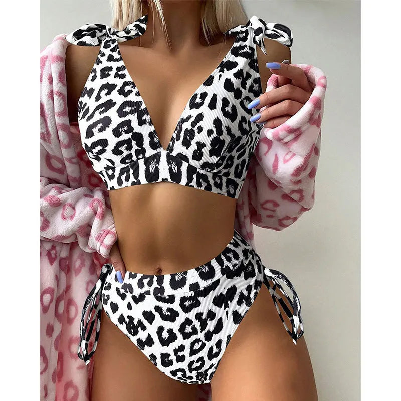 Women's purple leopard print sleeveless suit with lace-up chest top and high-waist shorts