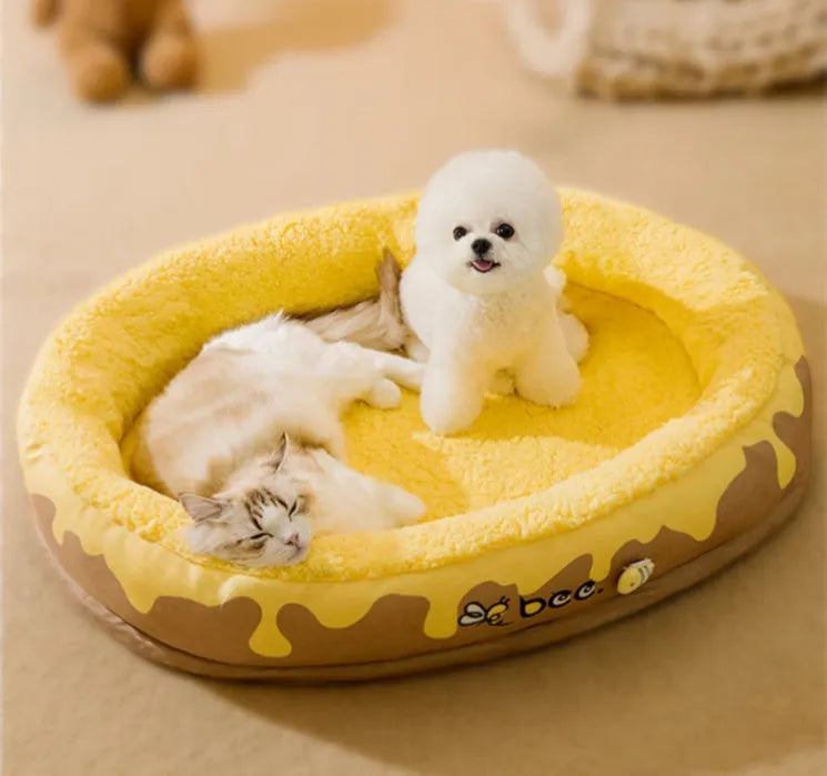 Gray dog bed with thickened velvet nest and double lining, suitable for small medium dogs and cats