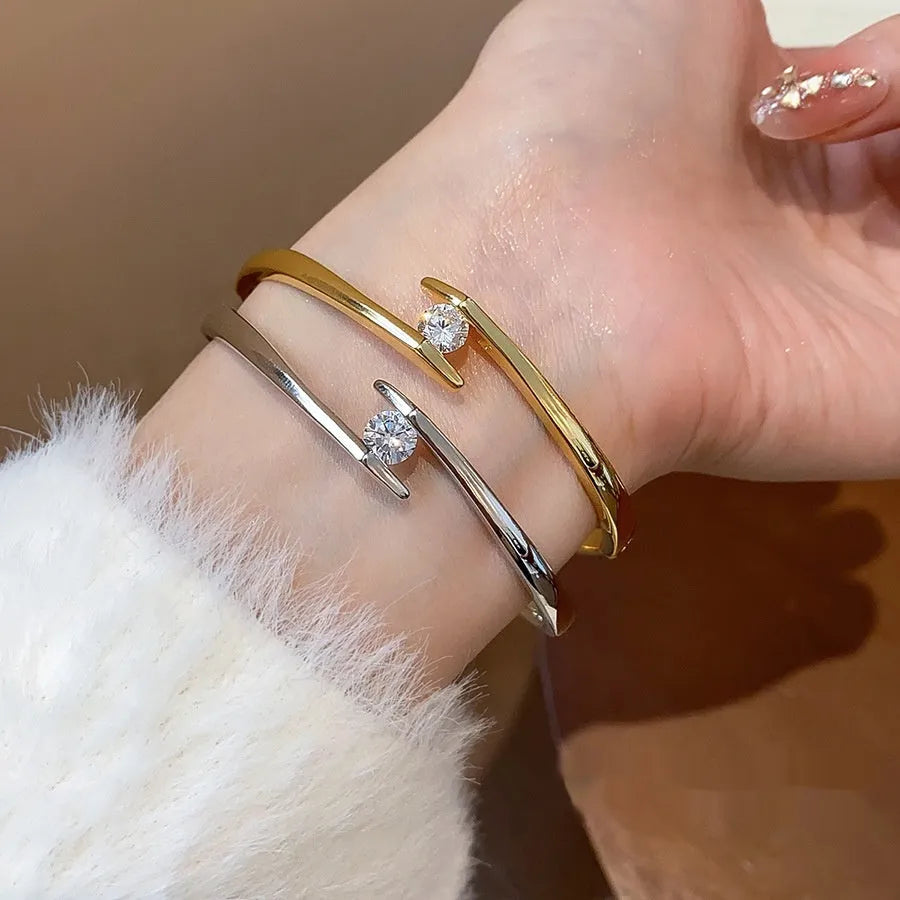 Gold real gold-plated round zirconia bracelet for women on copper base, light luxury style