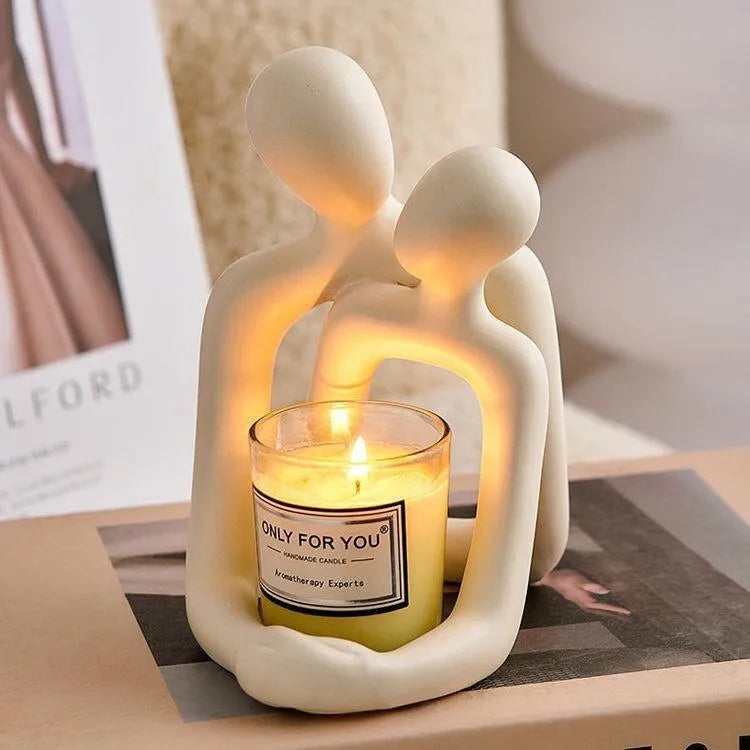 Modern simple style loving couple resin statue in milky white or gold colour for home decor
