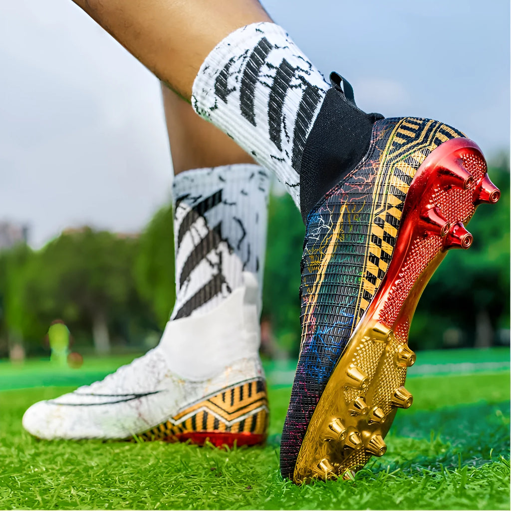 High-top soccer training shoes with gold-plated sole in synthetic leather and mesh construction