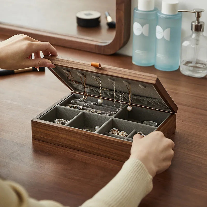 Large capacity household walnut jewellery box in retro style for storing necklaces rings earrings and bracelets
