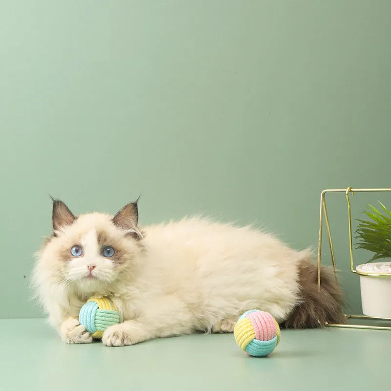 Handmade soft cotton plush ball cat toy for teeth grinding, 5cm diameter