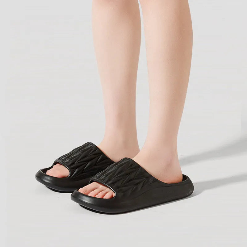Leaf texture design EVA household slippers in multiple colours with non-slip sole