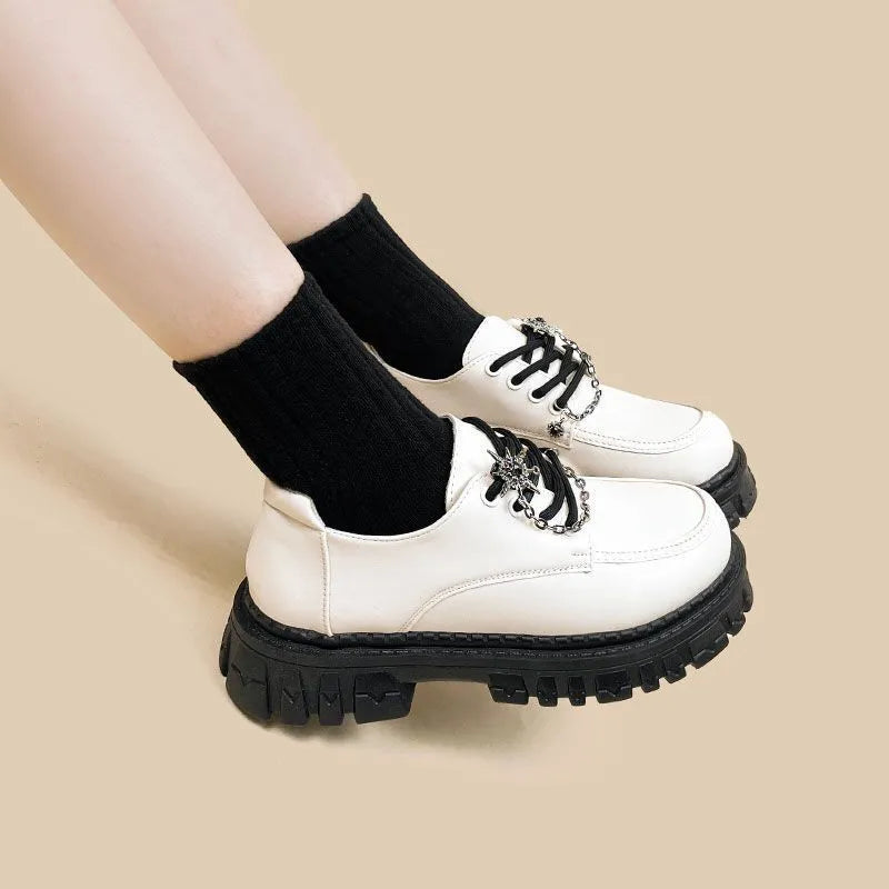 Women's preppy loafers with metal cross shoulder strap in Duke Asterism colour