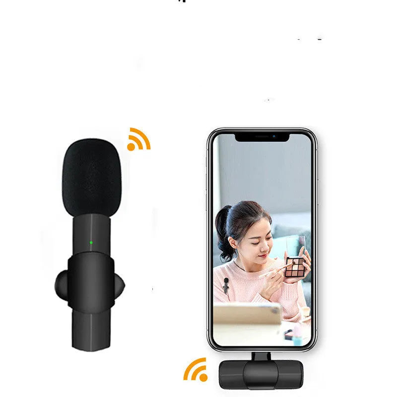 Black wireless lavalier microphone for mobile phones with Lightning and USB Type-C connector options