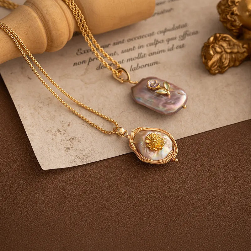 Natural baroque freshwater pearl pendant necklace with mother pearl shellfish quadrilateral pendant on copper chain