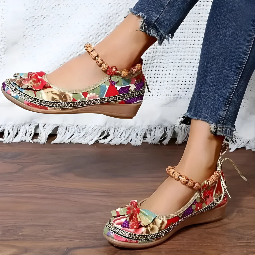 Women's plus size black ethnic platform sandals with cloth upper and elastic band