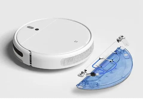 Automatic intelligent sweeping robot in black, 320x320x78mm, with 600ml dust capacity and brushless motor