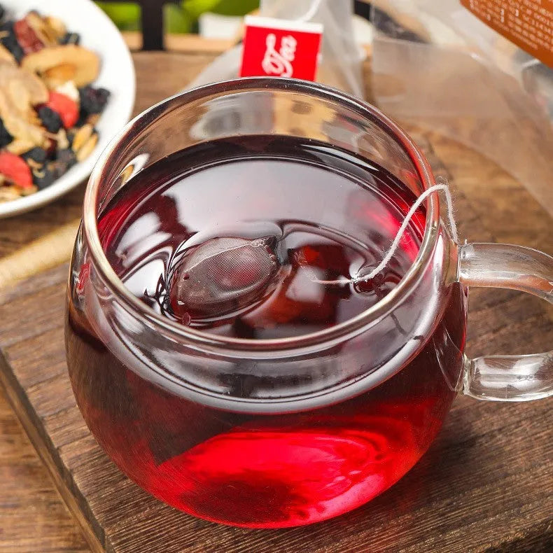 Bag of Ginseng Black Wolfberry Tea containing 40 individual 5g tea sachets, total 200g.