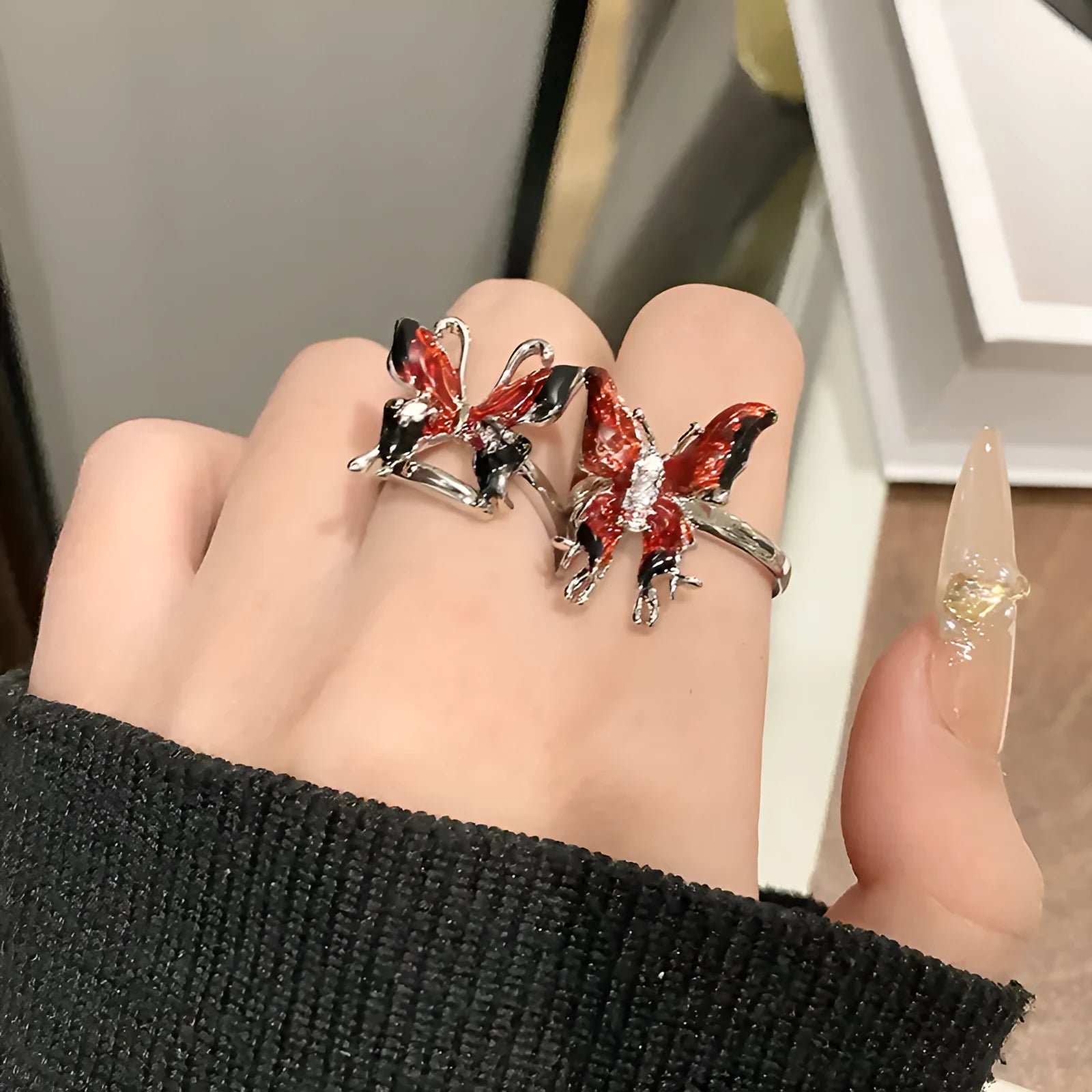 Chinese butterfly design women's ring in polished copper with oil drip texture