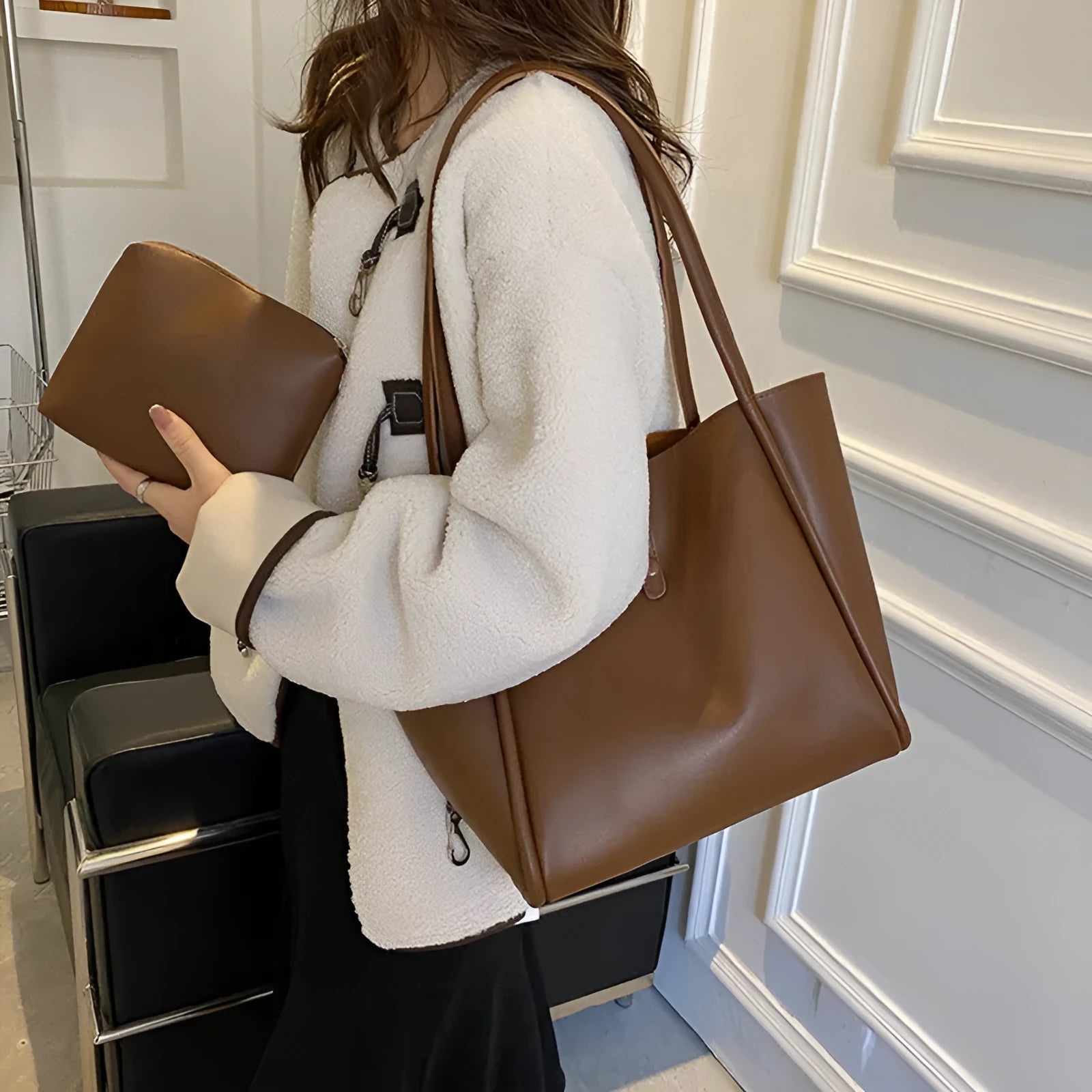 Casual large capacity solid colour tote bag for women with matching wallet in PU material