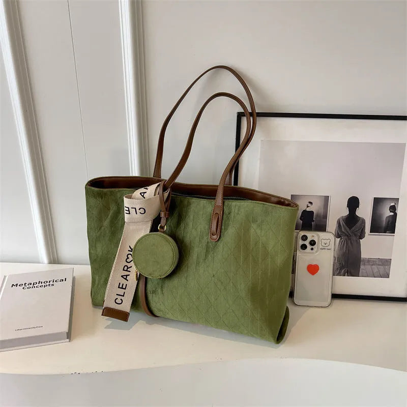 Casual large capacity polyester tote bag with zippered compartment in one of four colours