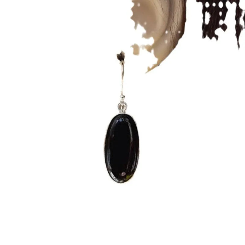 Women's geometric earrings with oval black agate pendants and electroplated 925 silver finish