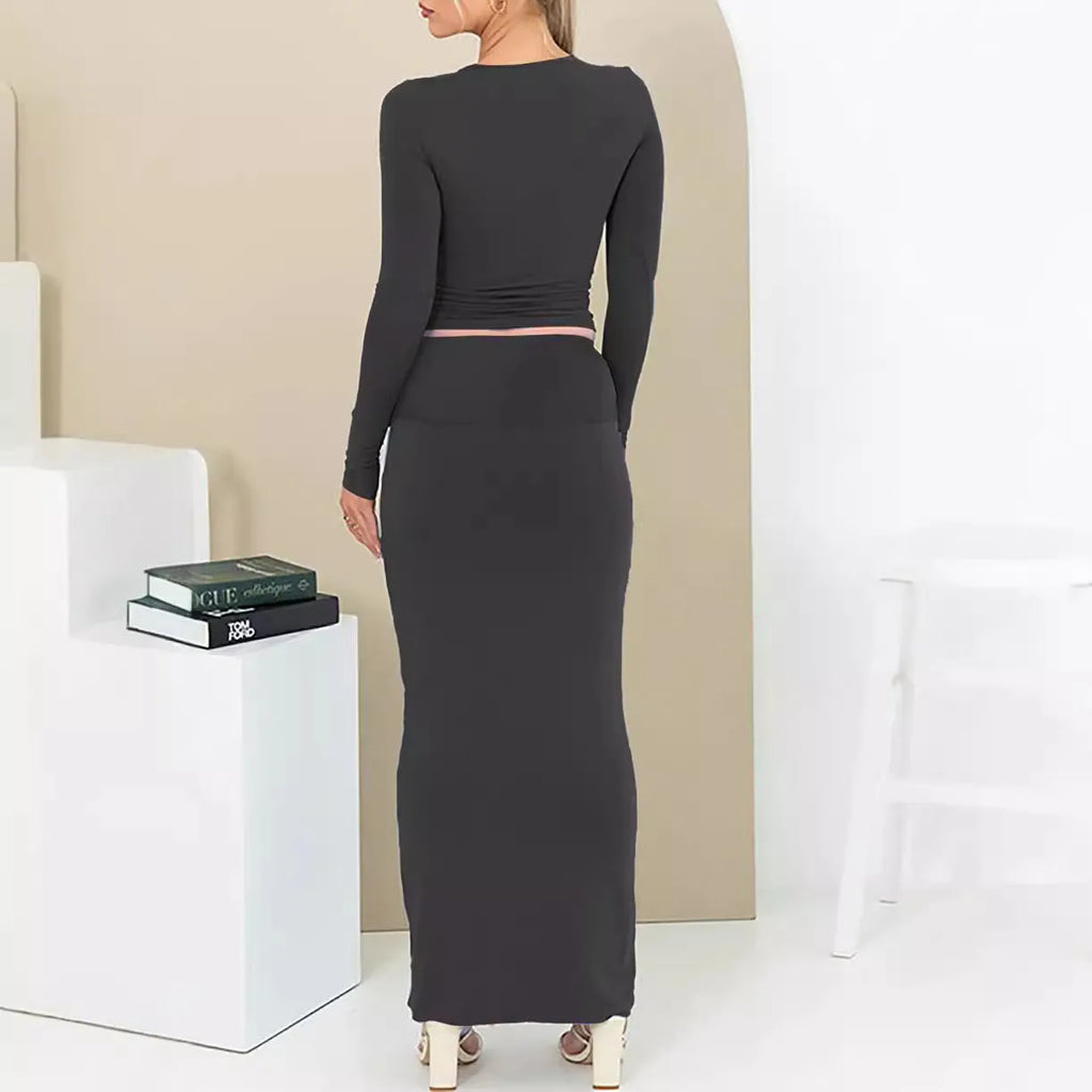 Women's autumn two-piece suit in polyester with long skirt and three-quarter sleeves in sweet style