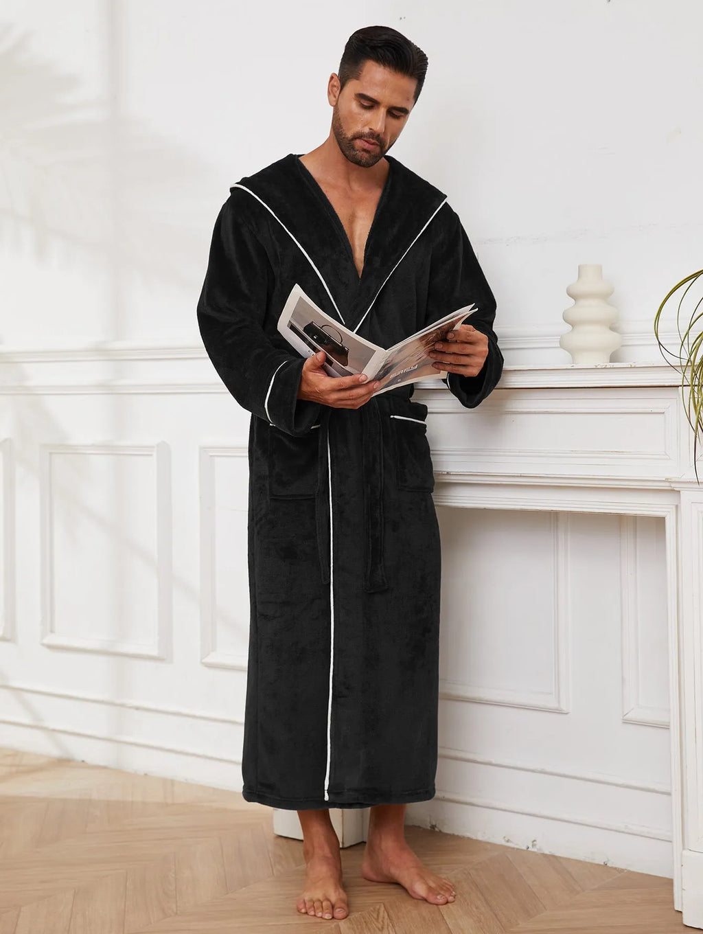 Unisex flannel bathrobe in polyester fleece, available in light gray, dark blue, and black, with European American style.