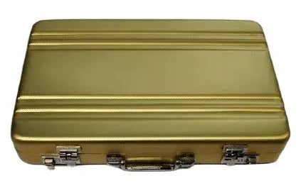 Aluminium alloy metal card holder in six colours measuring 100x65x16mm