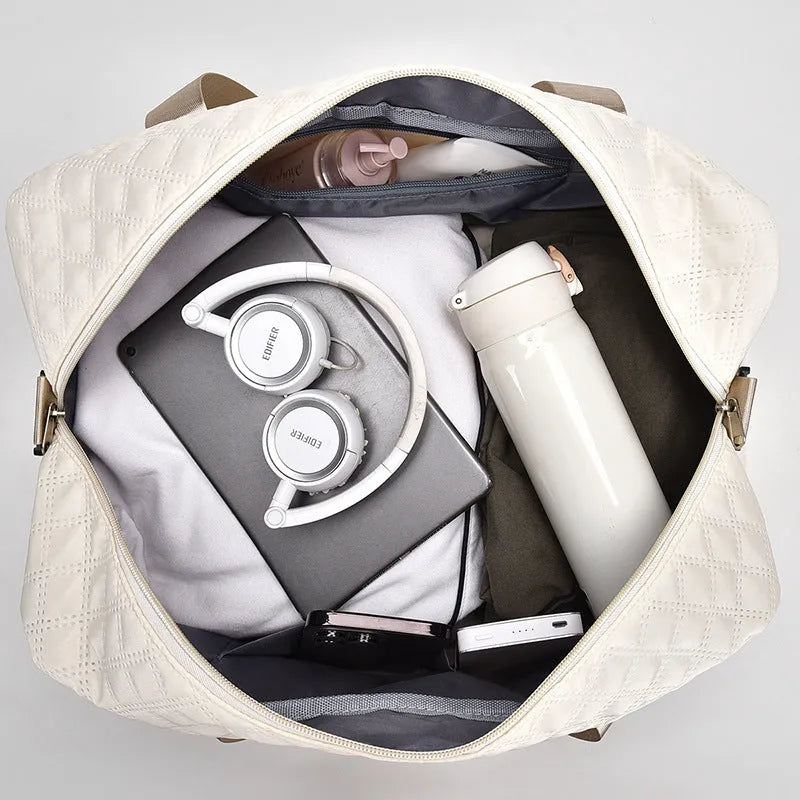 Oxford cloth leisure travel bag with 36-55L capacity in a street style design, shown in a selected colour.