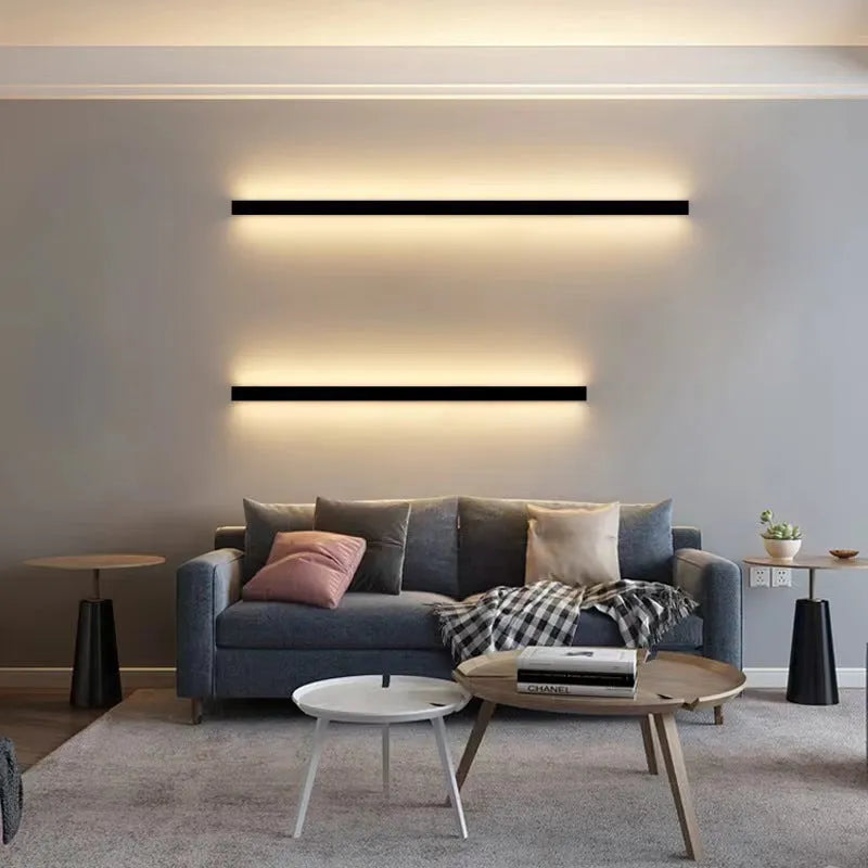 Black 80cm aluminium LED strip wall lamp mounted on a wall, demonstrating its slotted-free design.