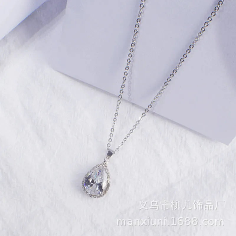 Women's rose gold water drop rhinestone necklace with geometric design and artificial gemstone inlay