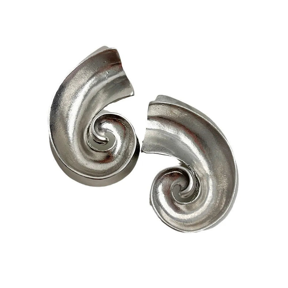 Geometric retro design ear studs in gold and silver colours measuring 5cm