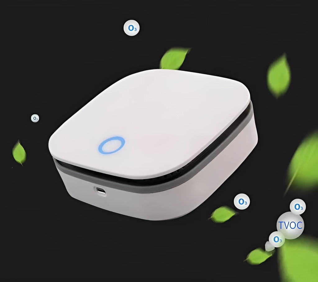 White USB-powered car air purifier with a composite filter for odour removal and disinfection.