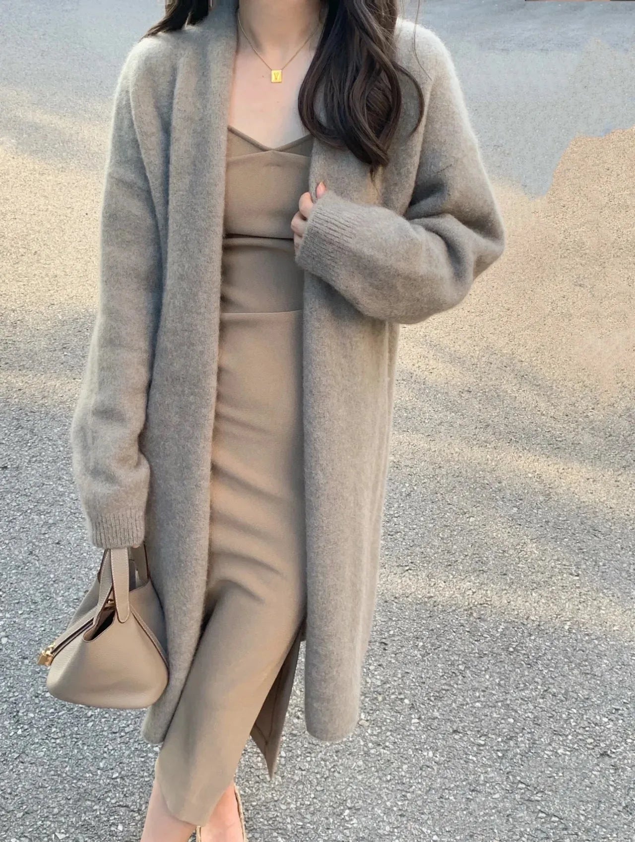 Women's loose fit mid-length knitted cardigan in khaki colour with V-neck and long sleeves