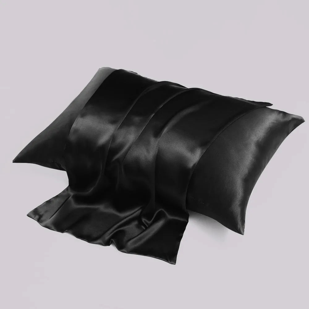 Silk zipper pillowcase in solid colour showing concealed closure and smooth double-sided fabric
