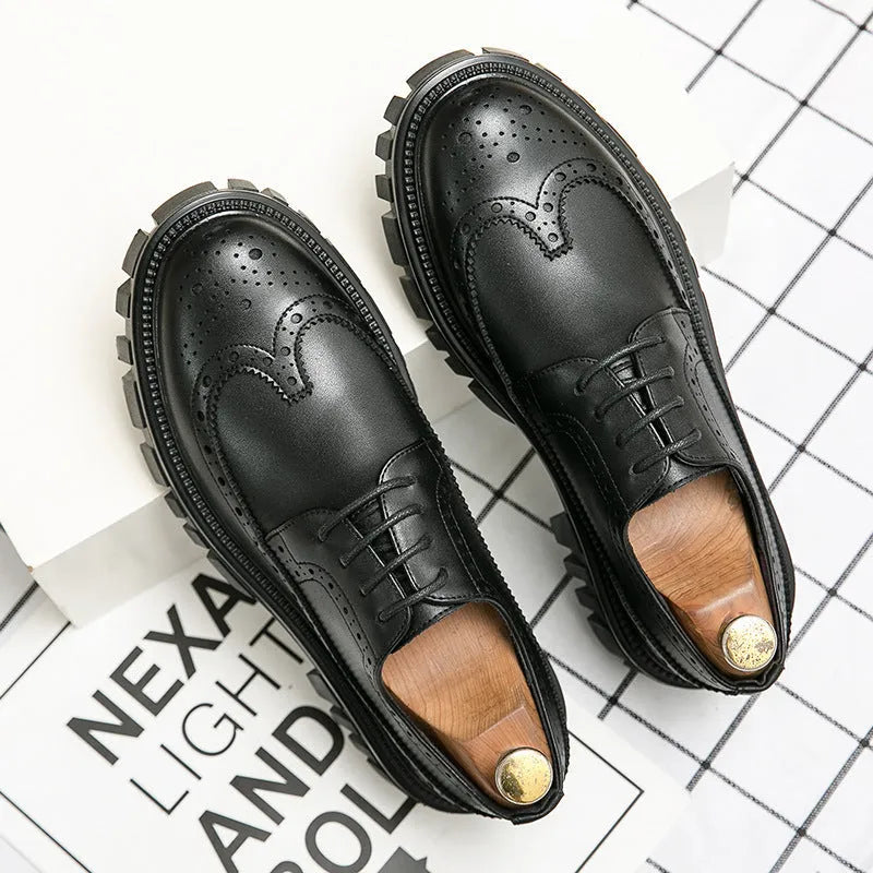 Men's black and brown business brogue shoes with round toe and artificial PU upper