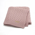 Solid colour infant hug blanket with three-dimensional lines in 70×90cm size