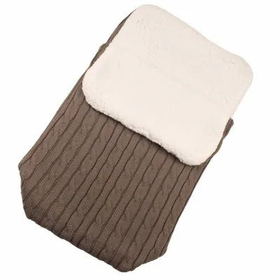 Envelope-style baby stroller sleeping bag with thick filling for winter, shown in a choice of colours.