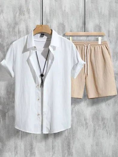 Men's casual Hawaiian outfit with 3D printed short sleeve shirt and matching shorts in picture colour.