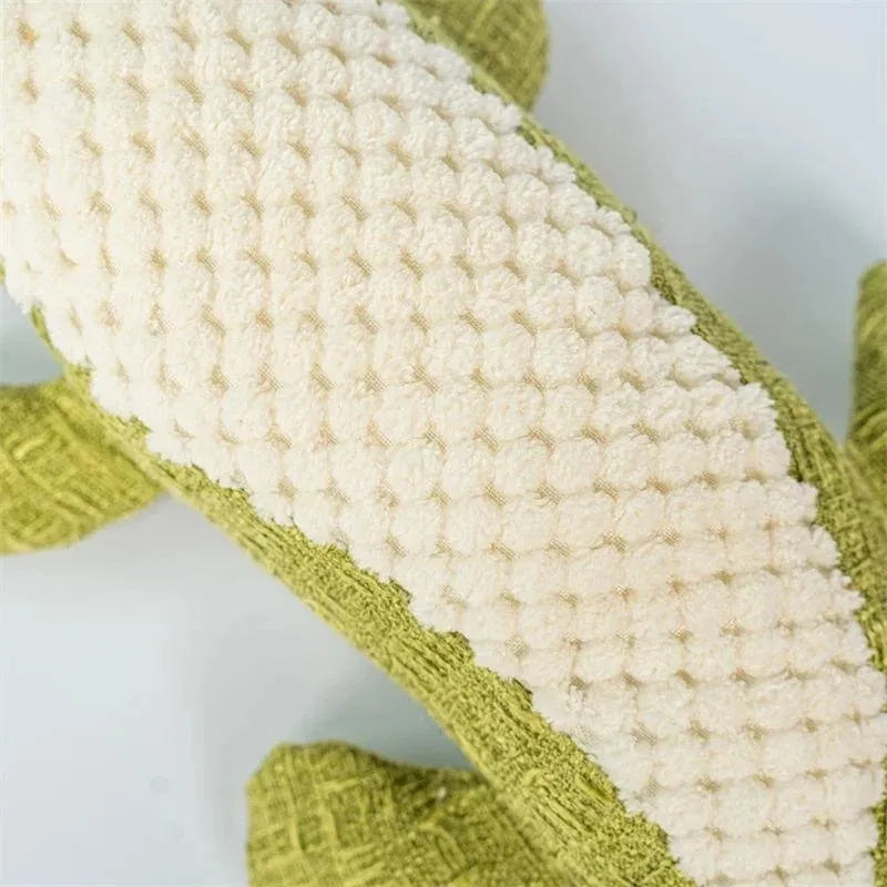 Corn grid pattern pet plush toy in three colours with biting sound effects for cats and dogs