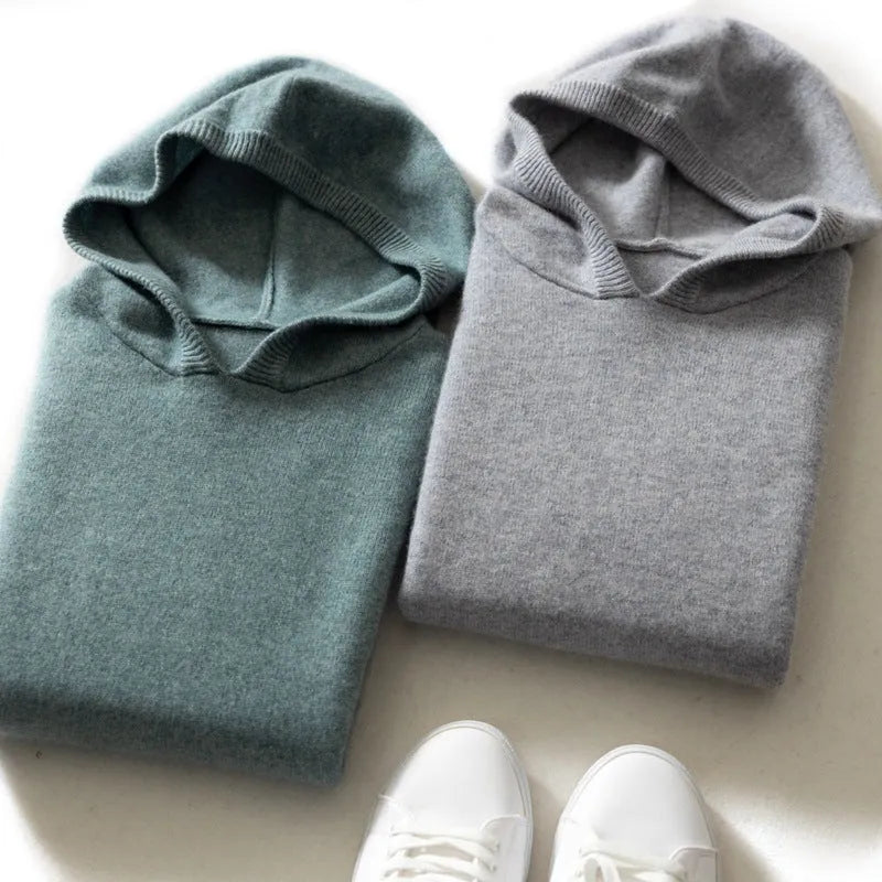 Men's cashmere hooded thickened sweater in solid colour, loose fit, long sleeves, front view