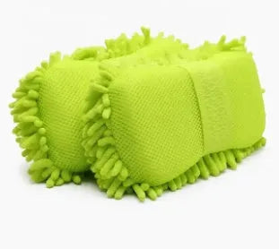 Silvery green car wash sponge measuring 14cm by 25cm with chenille microfiber spiral wool construction
