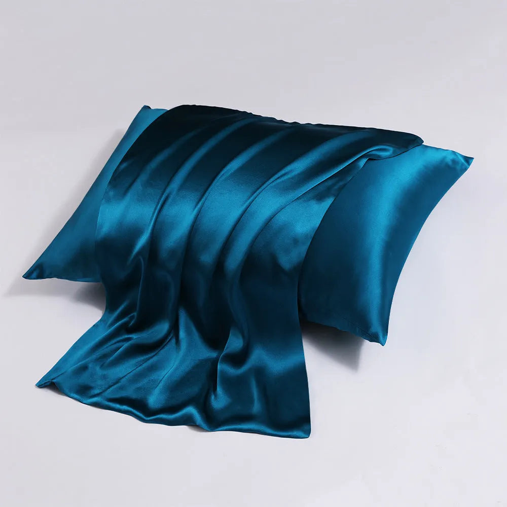 Silk zipper pillowcase in solid colour showing concealed closure and smooth double-sided fabric