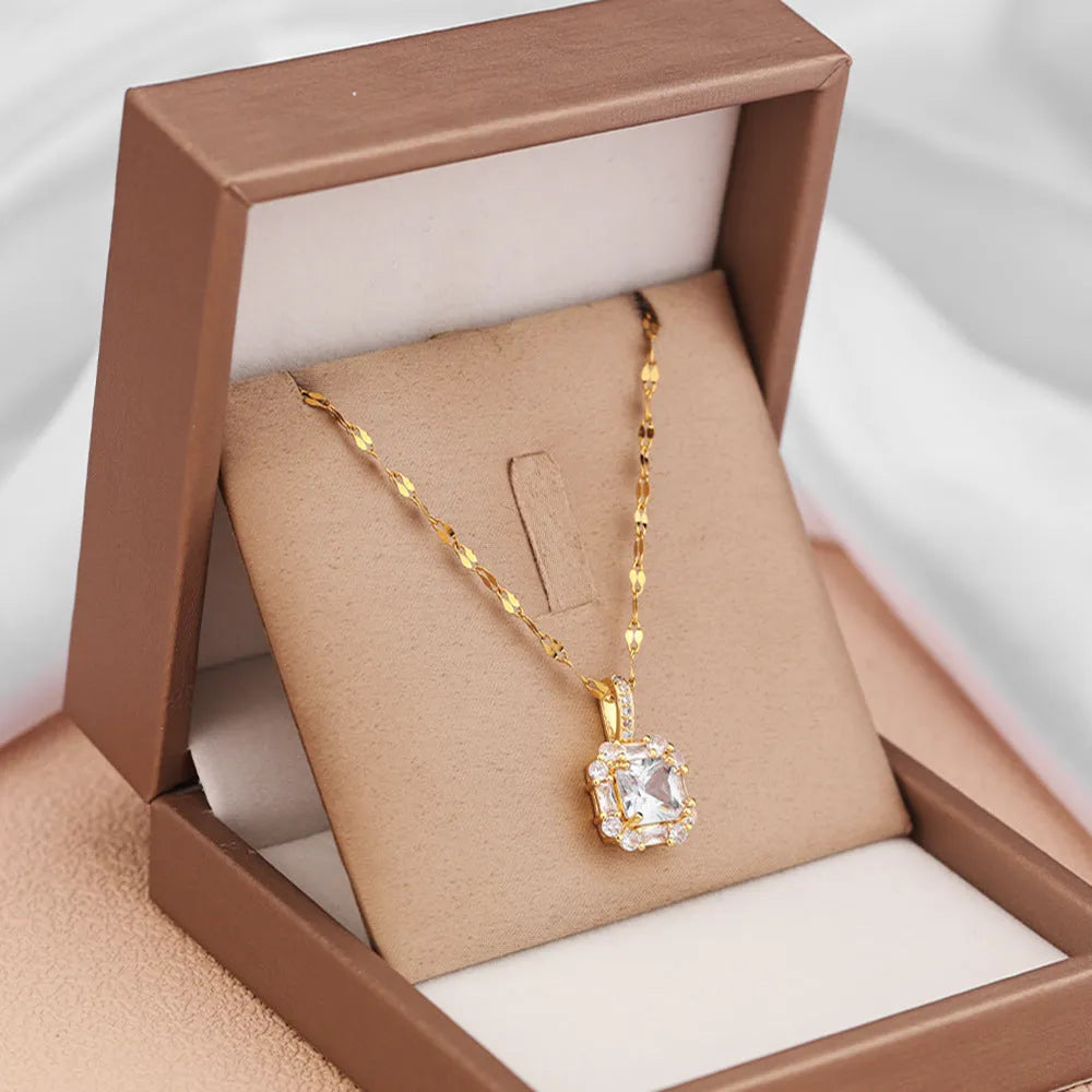 Women's titanium steel clavicle chain with geometric mixed gem pendant in T8052 gold colour