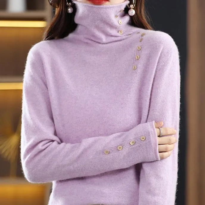 Short length slim fit knit bottoming shirt in core-spun yarn fabric showing 3D pattern details