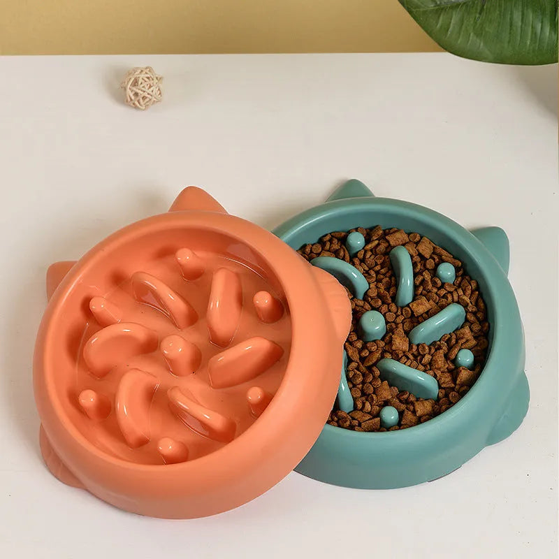 Green PP plastic slow feeder bowl for dogs with bone-shaped obstacles inside