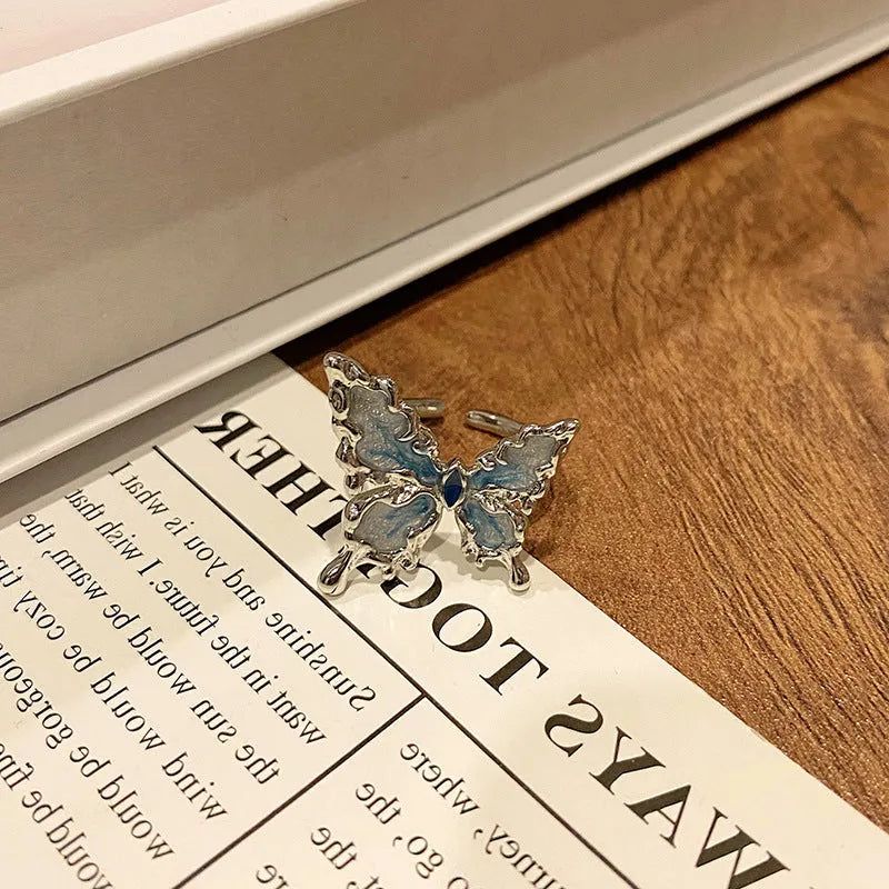 Chinese butterfly design women's ring in polished copper with oil drip texture