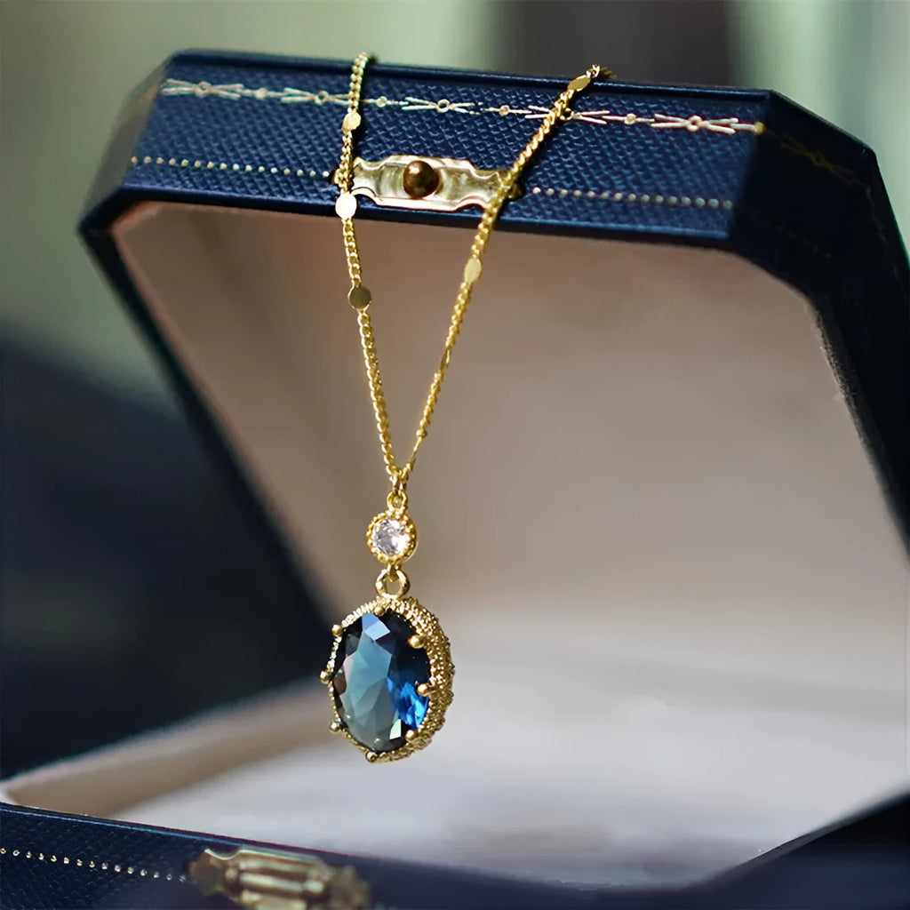 Gold electroplated French retro copper necklace with geometric pendant design and 40cm chain