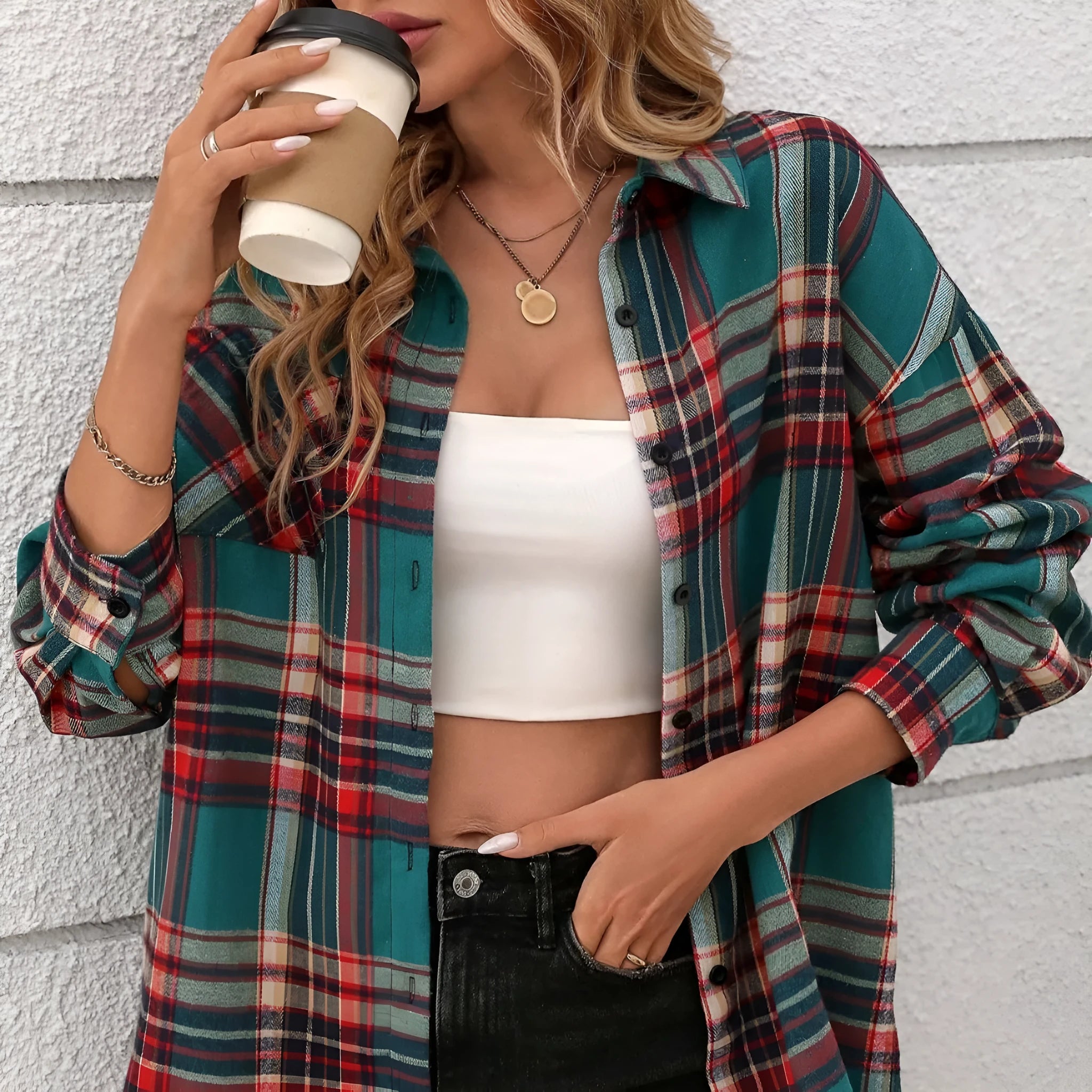 Women's loose-fitting plaid cotton shirt in retro style with long sleeves