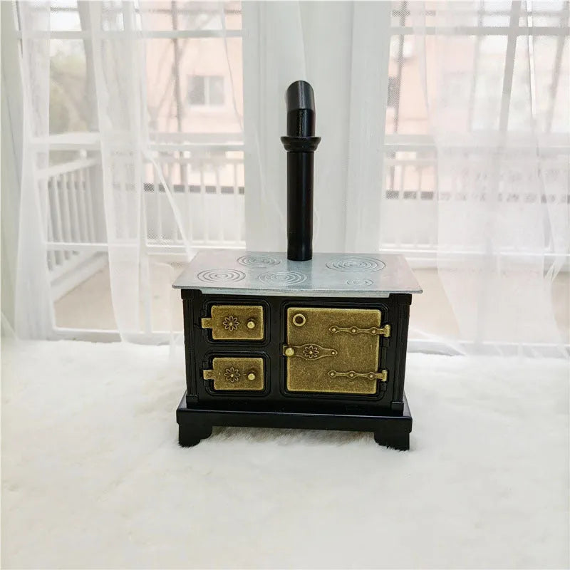 Brown wrought iron miniature stove for doll house kitchen scene, 0.9cm width