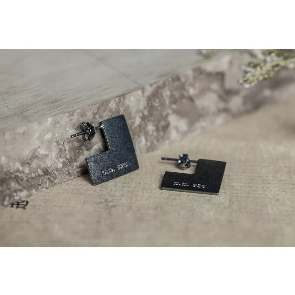 Oxidation black 925 sterling silver square earrings with 16mm geometry minimalist design