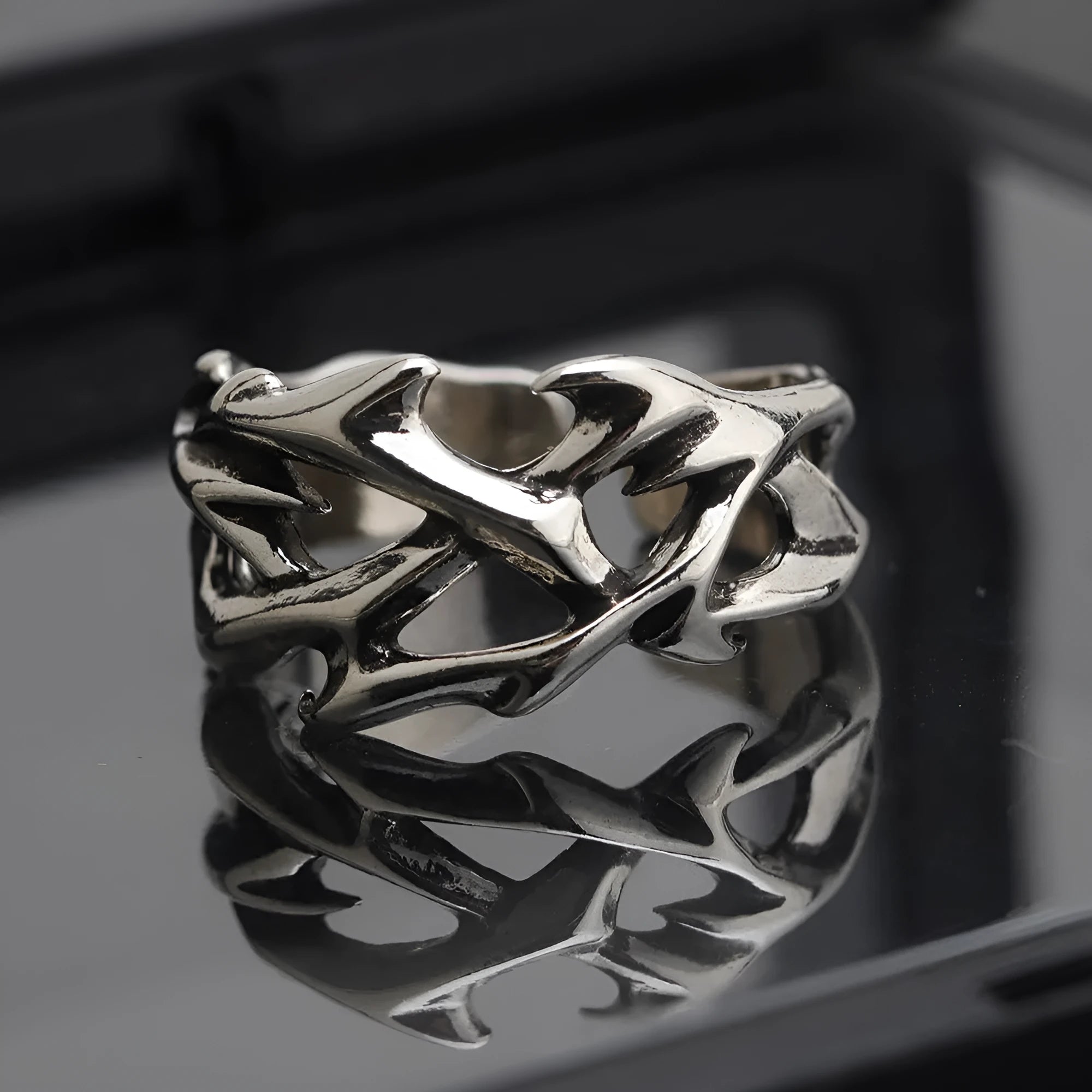 Copper thorn flower ring with geometric pattern and adjustable opening
