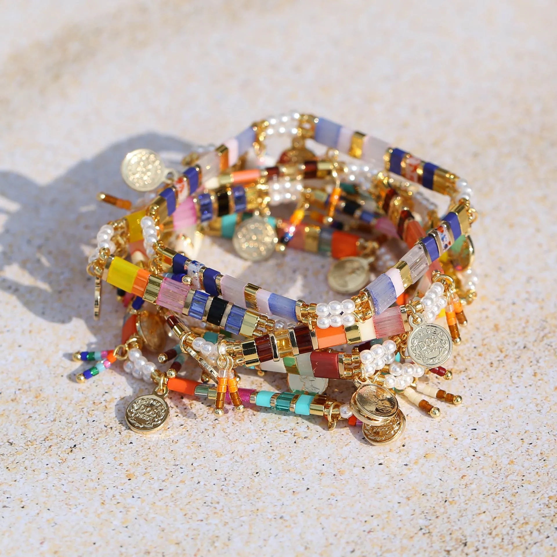 Women's glass coloured beaded bracelet with imitation pearl beads in European and American style